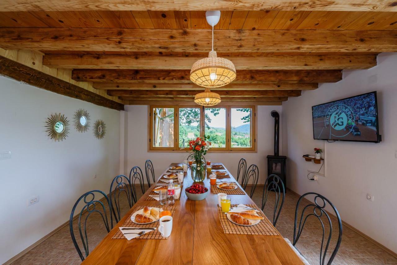 Beautiful Cottage With Heated Pool For 22 Ppl Plaški 外观 照片