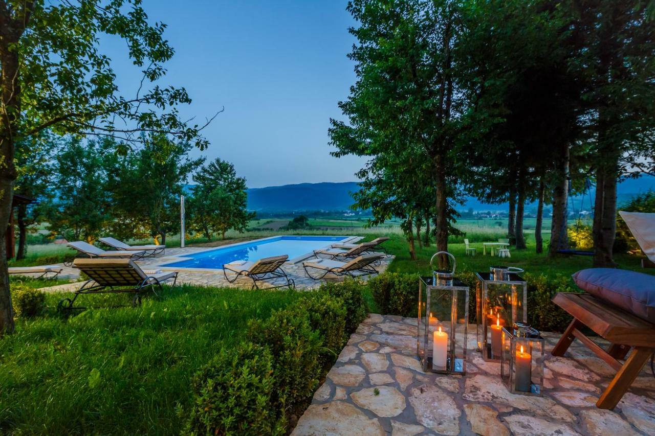 Beautiful Cottage With Heated Pool For 22 Ppl Plaški 外观 照片